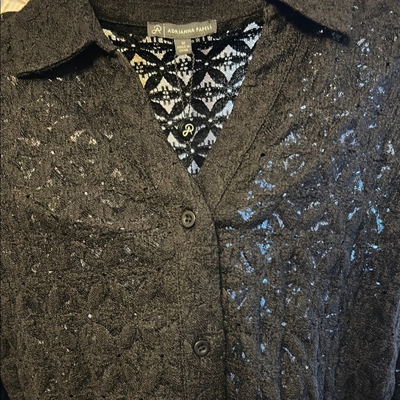 Elegant Black Lace Top - Picture 4 of 5